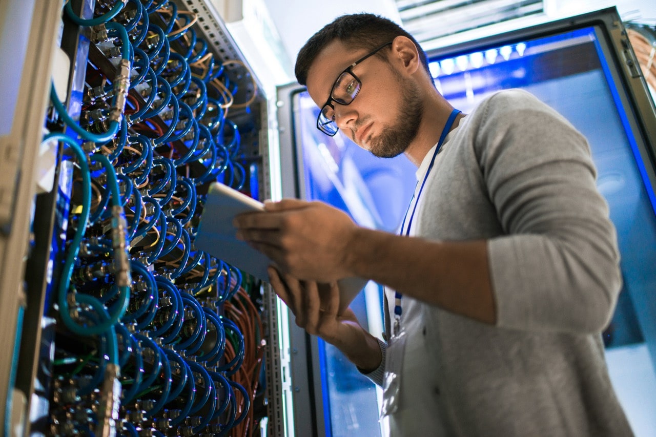 Leia mais sobre o artigo Big Data e Data Analytics: O Guia Estratégico para Transformar Dados Brutos em Decisões de Alto Impacto