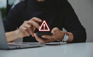 Leia mais sobre o artigo Cultura de Cibersegurança: Por que Treinar seus Funcionários é a Melhor Defesa Contra o Phishing