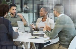 Leia mais sobre o artigo Suporte e consultoria em TI: quando sua empresa precisa e quais os benefícios