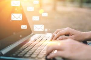 Leia mais sobre o artigo E-mail corporativo: por que sua empresa não deve utilizar contas pessoais