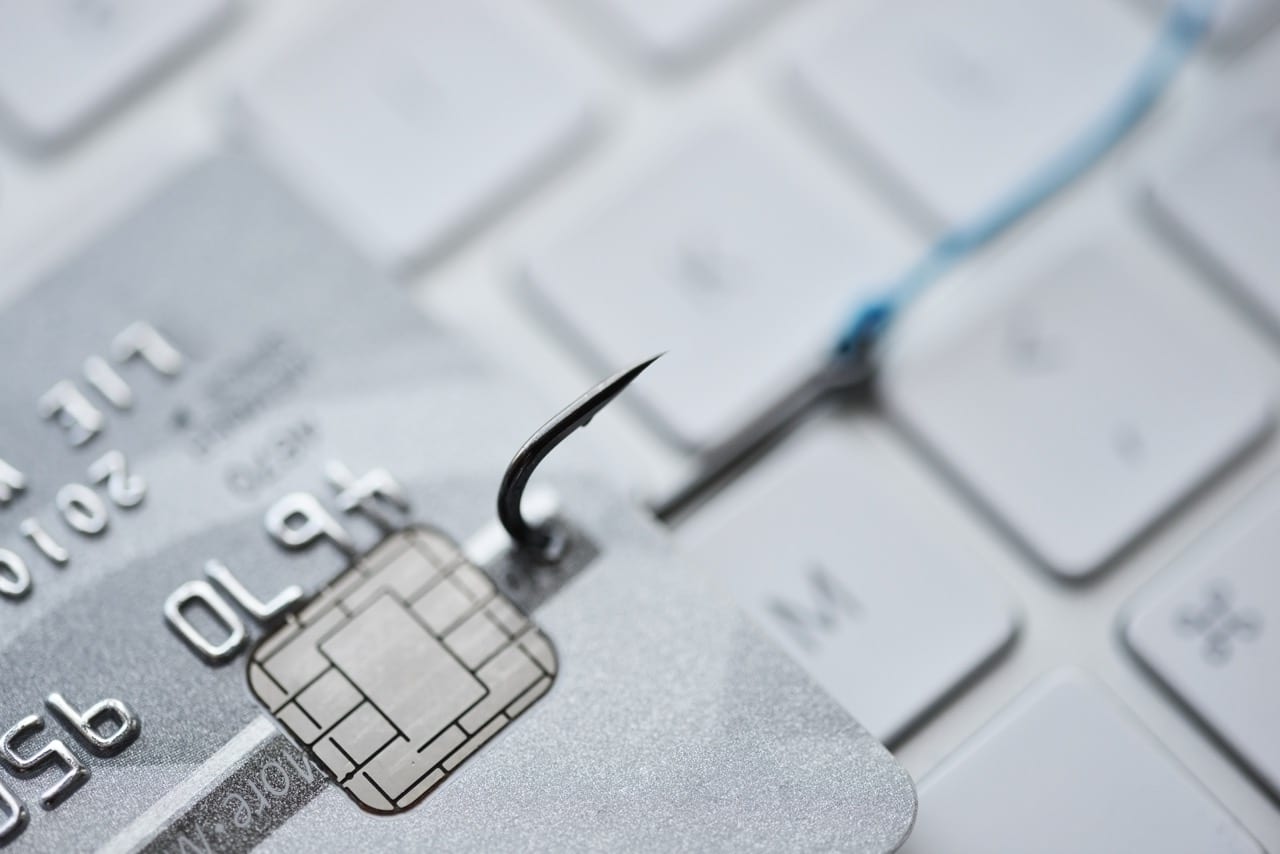 Leia mais sobre o artigo Phishing nas empresas: como identificar golpes e proteger seus colaboradores