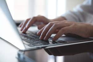 Leia mais sobre o artigo Wi-Fi corporativo: como melhorar a conexão e evitar problemas na sua empresa